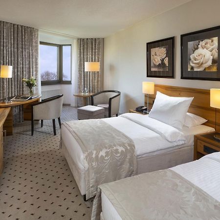 มาริทิม โฮเต็ล บาด ฮอมบูร์ก Hotel บาดฮอมบูร์ก ฟอร์ แดร์เฮอเฮอ ภายนอก รูปภาพ