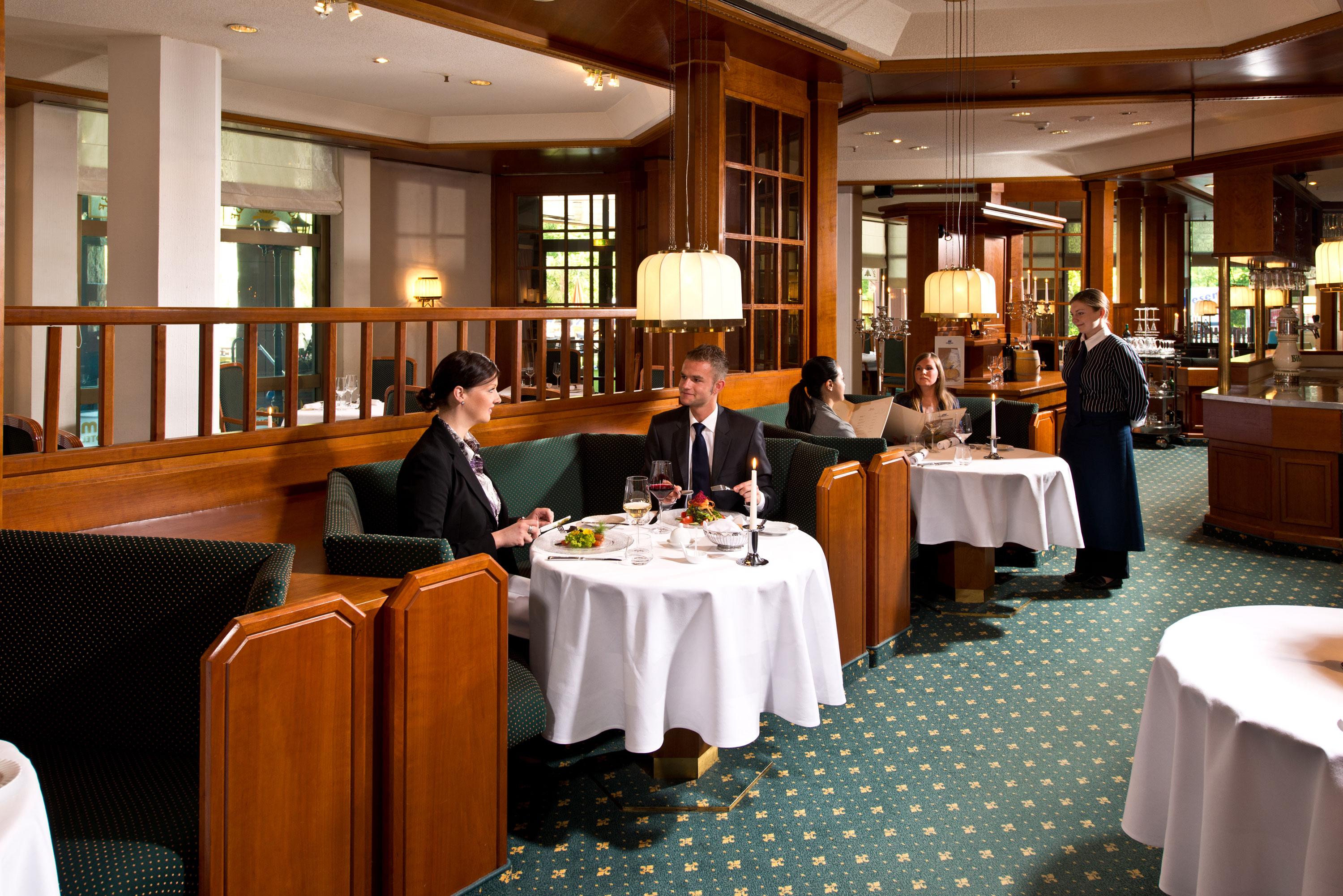 มาริทิม โฮเต็ล บาด ฮอมบูร์ก Hotel บาดฮอมบูร์ก ฟอร์ แดร์เฮอเฮอ ภายนอก รูปภาพ