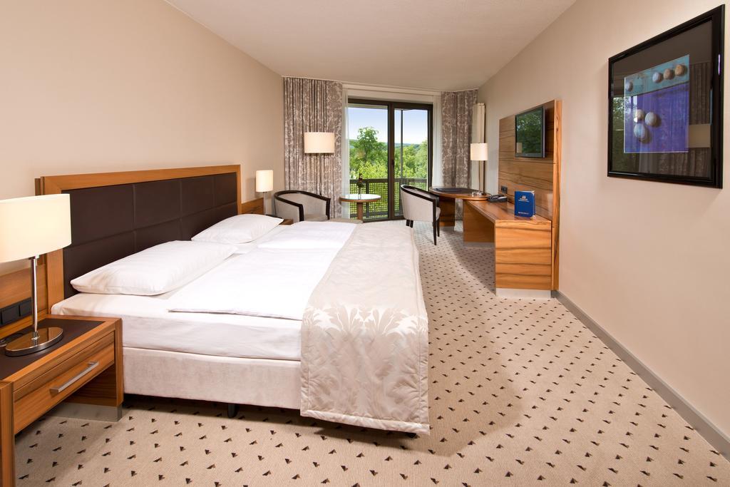มาริทิม โฮเต็ล บาด ฮอมบูร์ก Hotel บาดฮอมบูร์ก ฟอร์ แดร์เฮอเฮอ ห้อง รูปภาพ