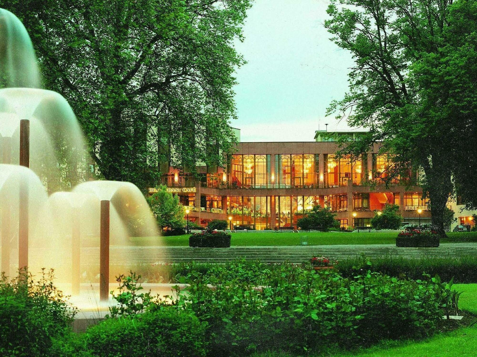 มาริทิม โฮเต็ล บาด ฮอมบูร์ก Hotel บาดฮอมบูร์ก ฟอร์ แดร์เฮอเฮอ ภายนอก รูปภาพ